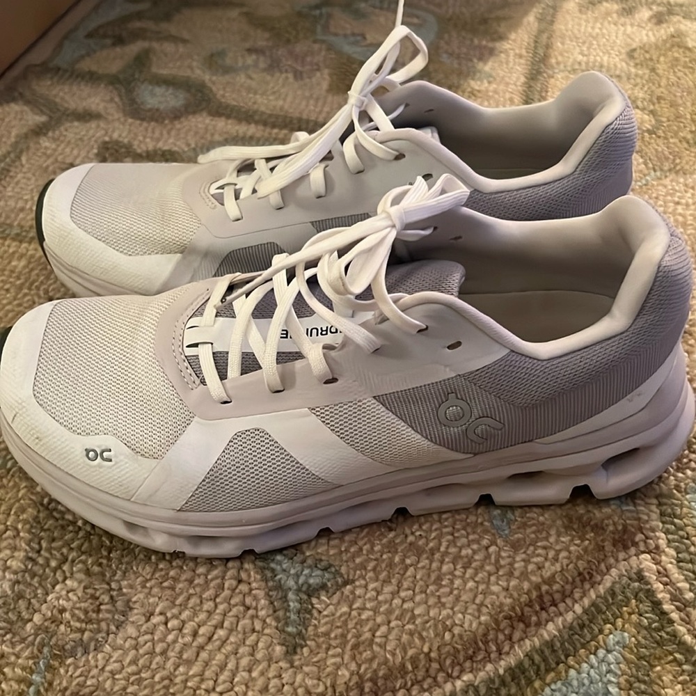 On Running Women's Cloudrunner Wide Shoes - White / Frost-  Size- W10